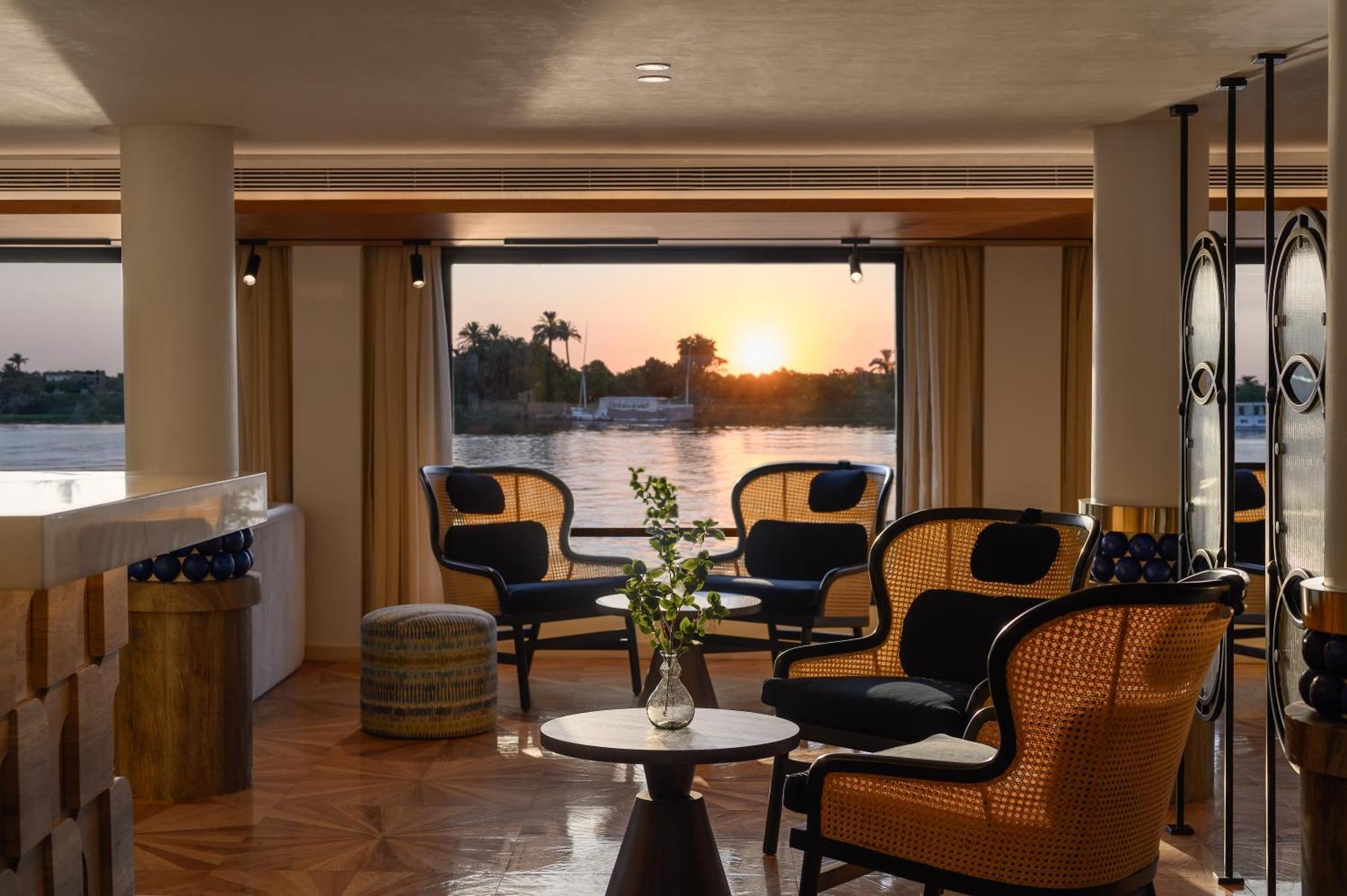 Soleil Nile Cruise - Every Monday From Luxor For 4 & 7 Nights, And Every Friday From Aswan For 3 & 7 Nights Bagian luar foto